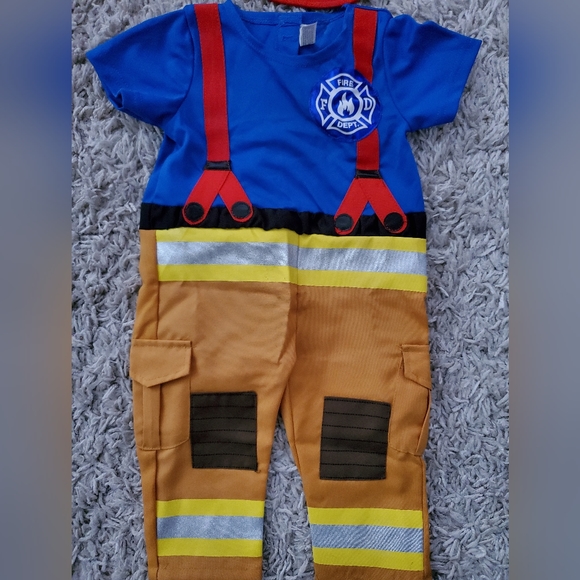 First Fireman Baby Costume 6-12 months - Picture 3 of 4